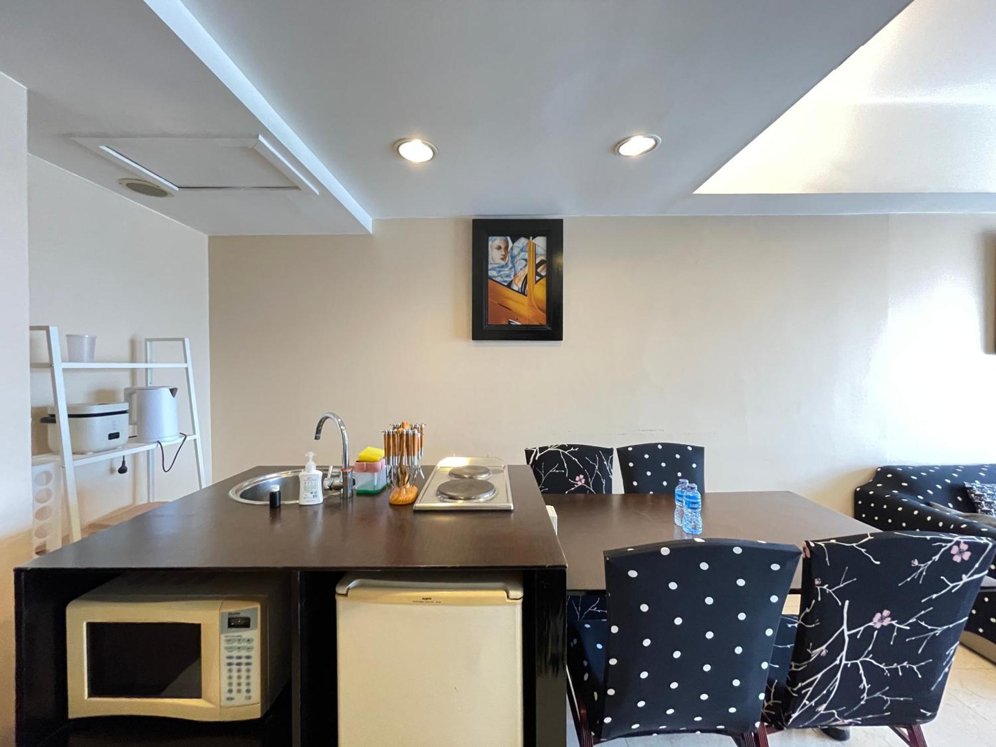 Strategic And Spacious 2br At Braga Walk By Travelio * Bandung